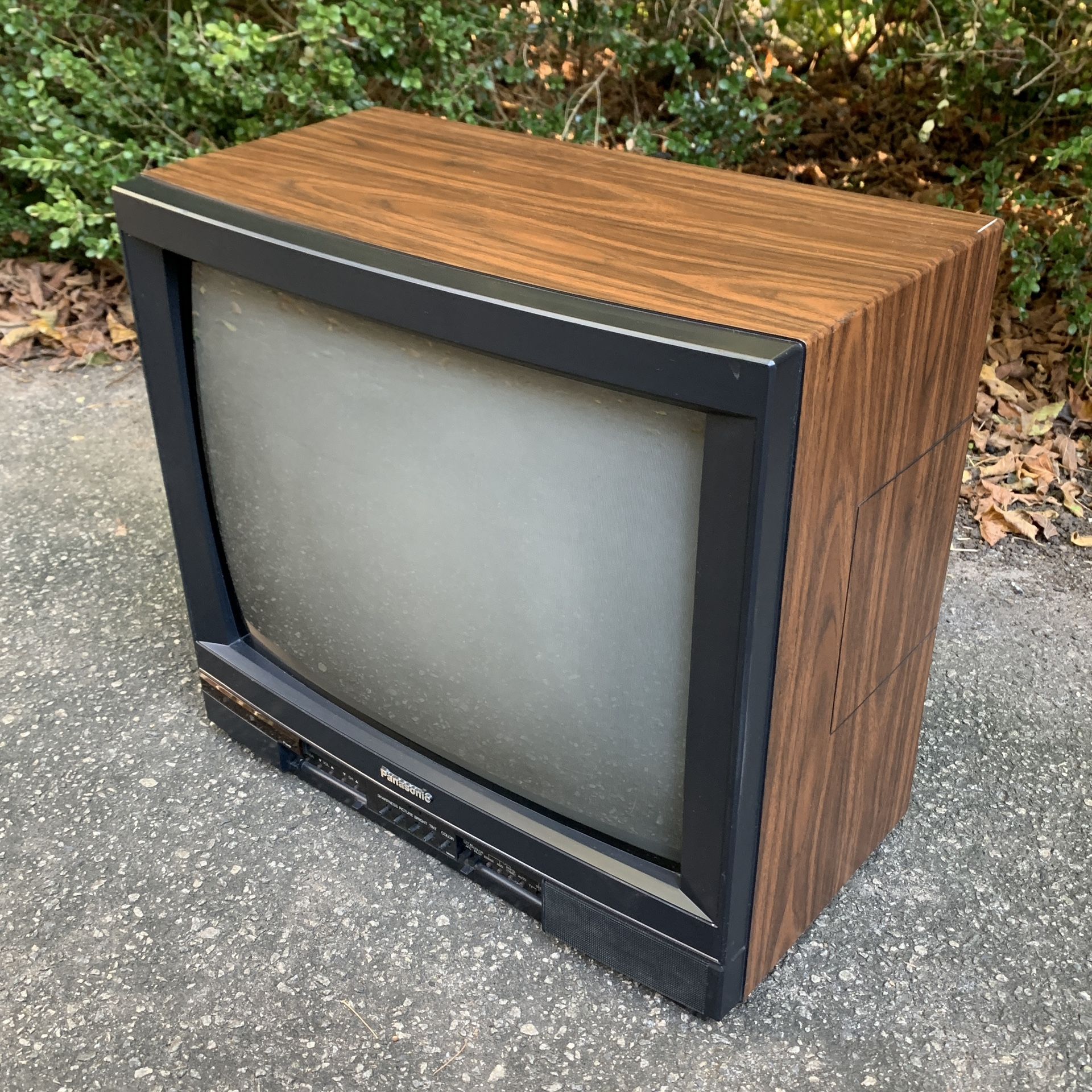 Vintage 1988 Panasonic Color Television Set with Remote