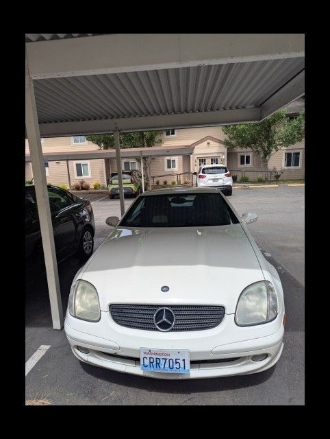 2000 Mercedes-Benz SLK