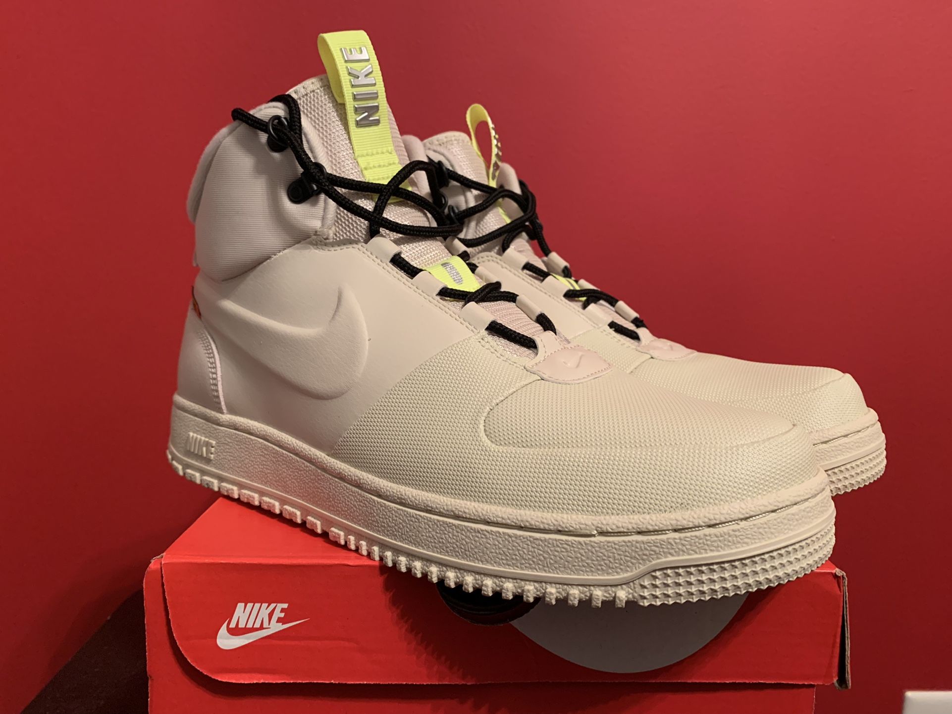 NIKE PATH WINTER “FOSSIL VOLT” SIZE 12 “NEW”