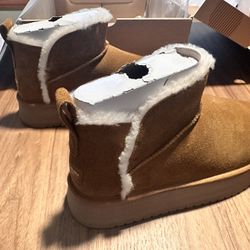 BRAND NEW-NEVER WORN Koolaburra Ugg, Ultra Mini Platform, 1pair/Caramel, 1pair/Black