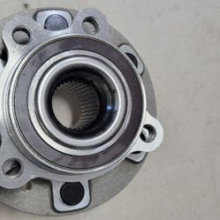 2019-----2022 Chevy Silverado, Tahoe / GMC Sierra, Yukon Front Wheel Hub