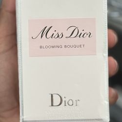 designer perfumes/colognes