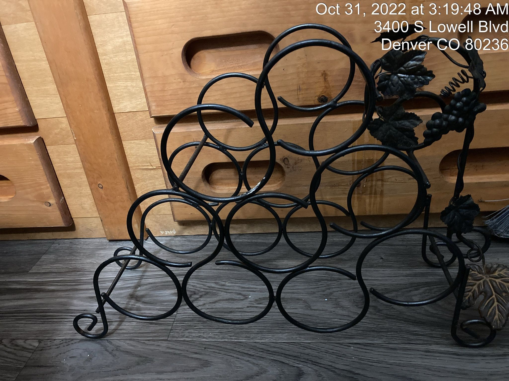 WINE Holder