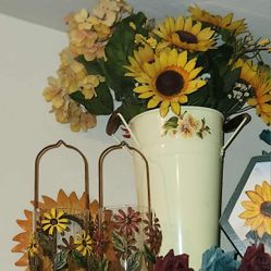 X3 VINTAGE FLORAL FLOWER DAISY SUNFLOWER METAL COUNTRY CANDLE HOLDER BASKET BUCKET VASE ACCENT TABLE DECOR SET