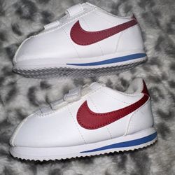 Toddler Nikes Size 7