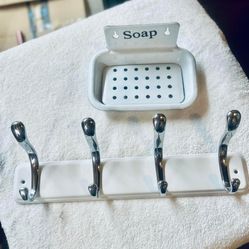 2 Hangers  Towels and a hanger Soap