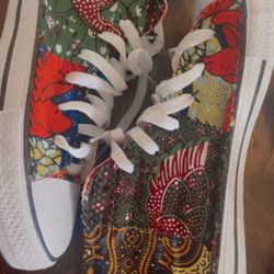 Custom-Made High top Converse 