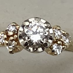 14K Gold .40TCW VSI Clarity HI Color Diamond ladies Ring ~ Sz 7 3/4
