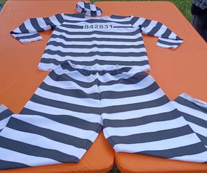 Spirit Halloween Inmate costume