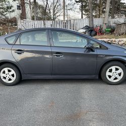 2011 Toyota Prius IV