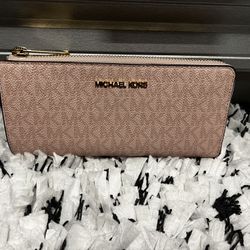 Michael Kors New Full Size Wallet 