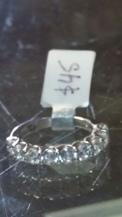 New. .Cz Diamond Ring.....925