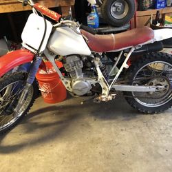 Honda Xr100R dirtbike