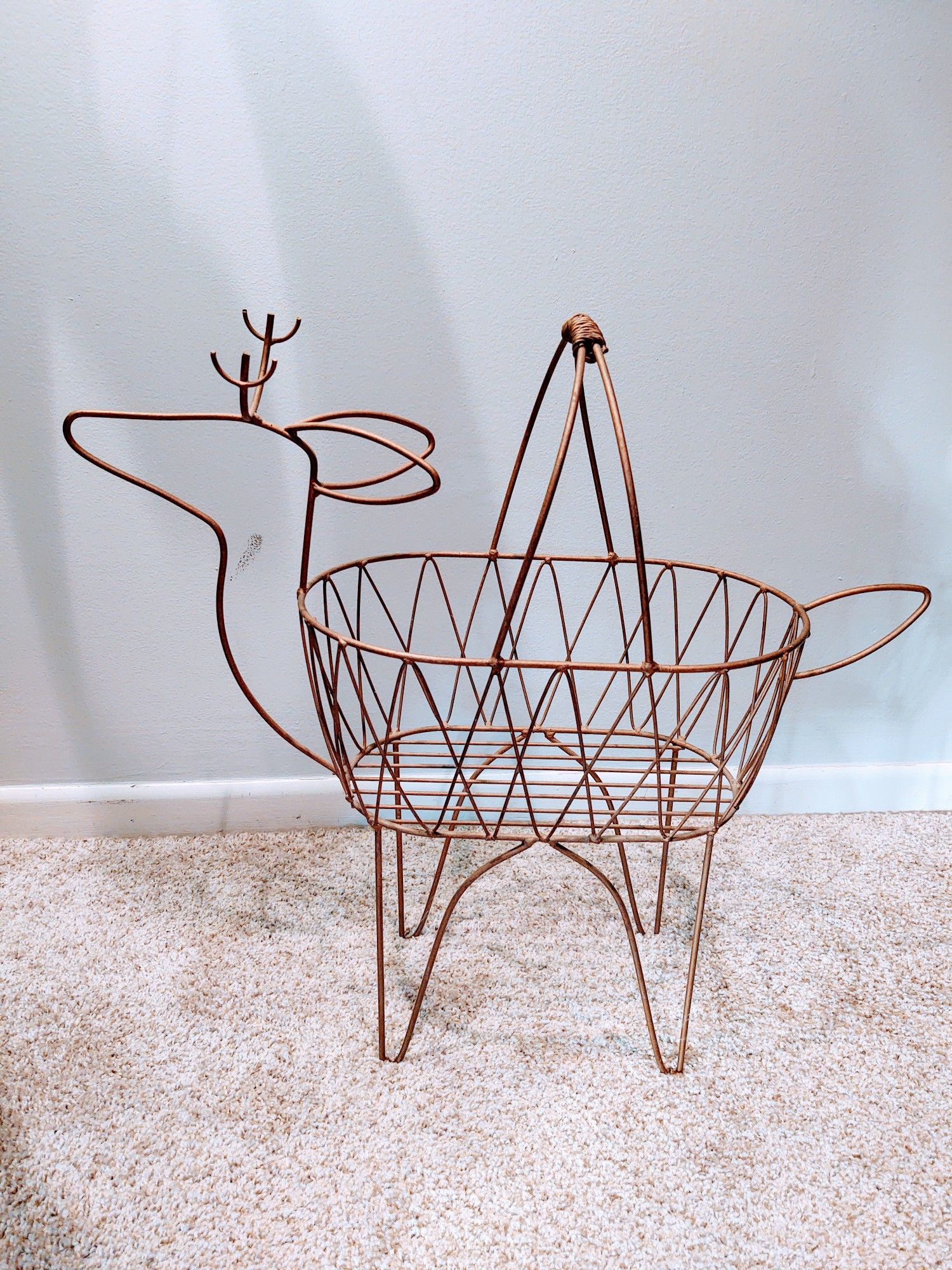 Vintage Rustic Wire Reindeer Basket
