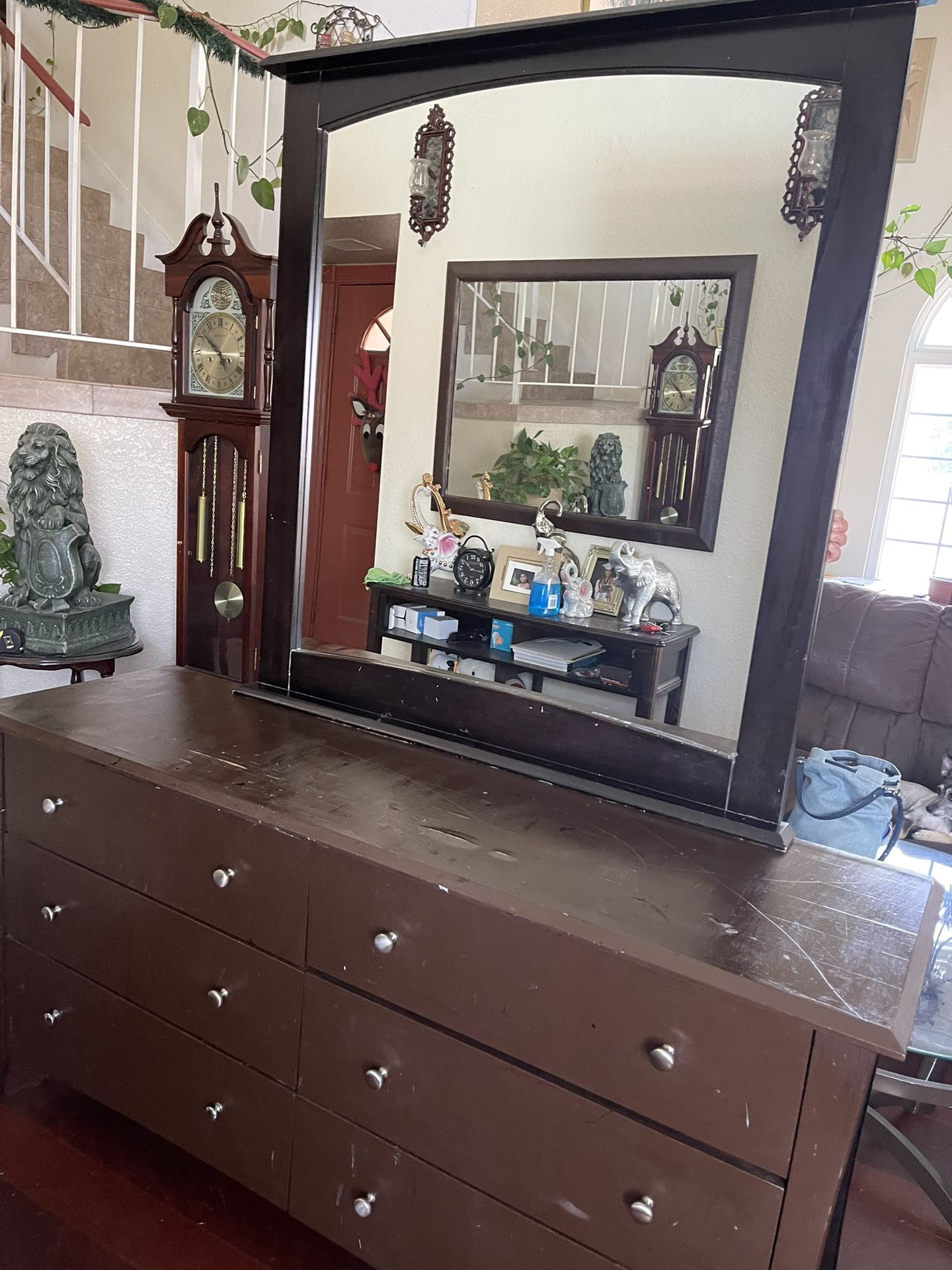 Dresser