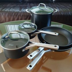 NINJA cooking set w/ lids