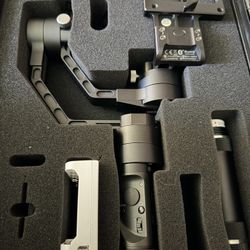 Zhiyun Crane series 3-axis handheld gimbal stabilizer