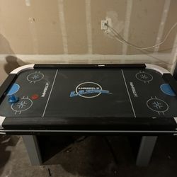 Air Hockey Table