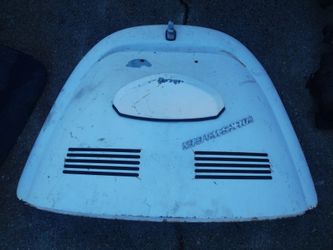Vw bug 68 and up 2 vent decklid $30