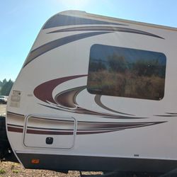 2013 Rv Denali Duchmen 28ft  $13,000 Cash Or Trade