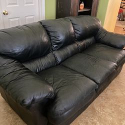 Black Leather  Couch
