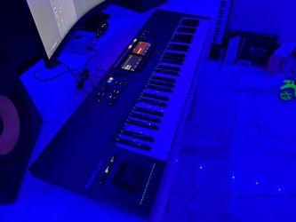 Native Instruments S61 + Alesis V49