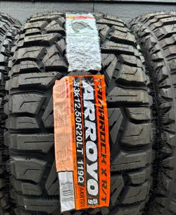 33*12.50r20 Vendo set de Tires nueva con 50,000 millas de garantía