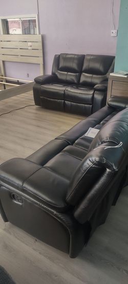 New. 2 PC living room set with reclining sofa and reclining loveseat on sale now