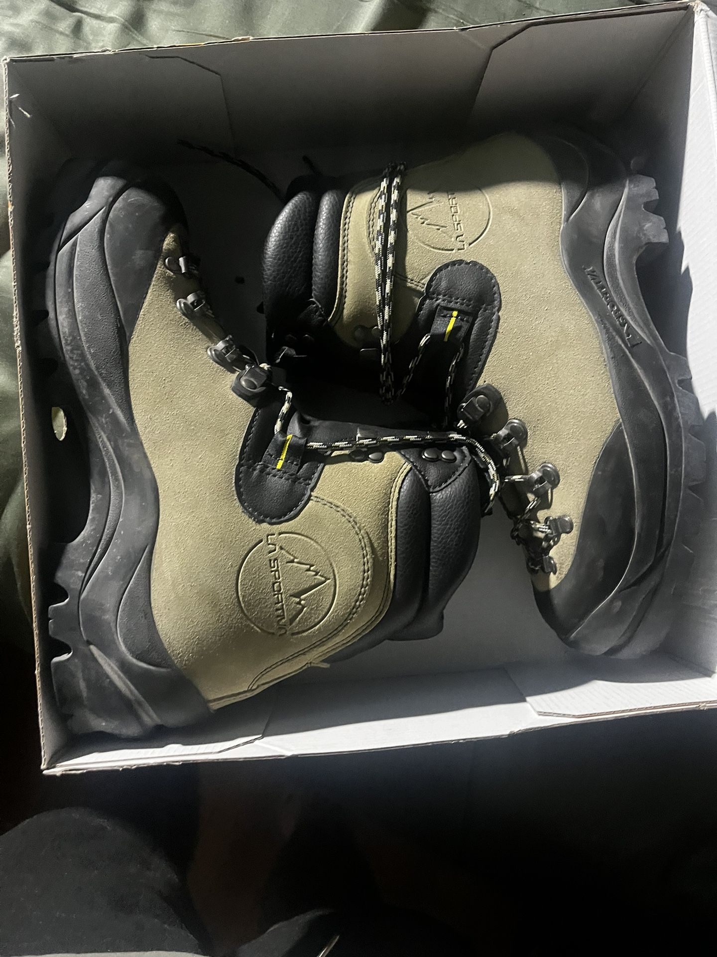 La Sportiva Makalu Lineman Boots