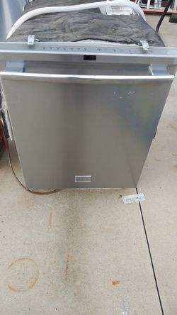 Dish Washer Professional Great condition. *No scratches*