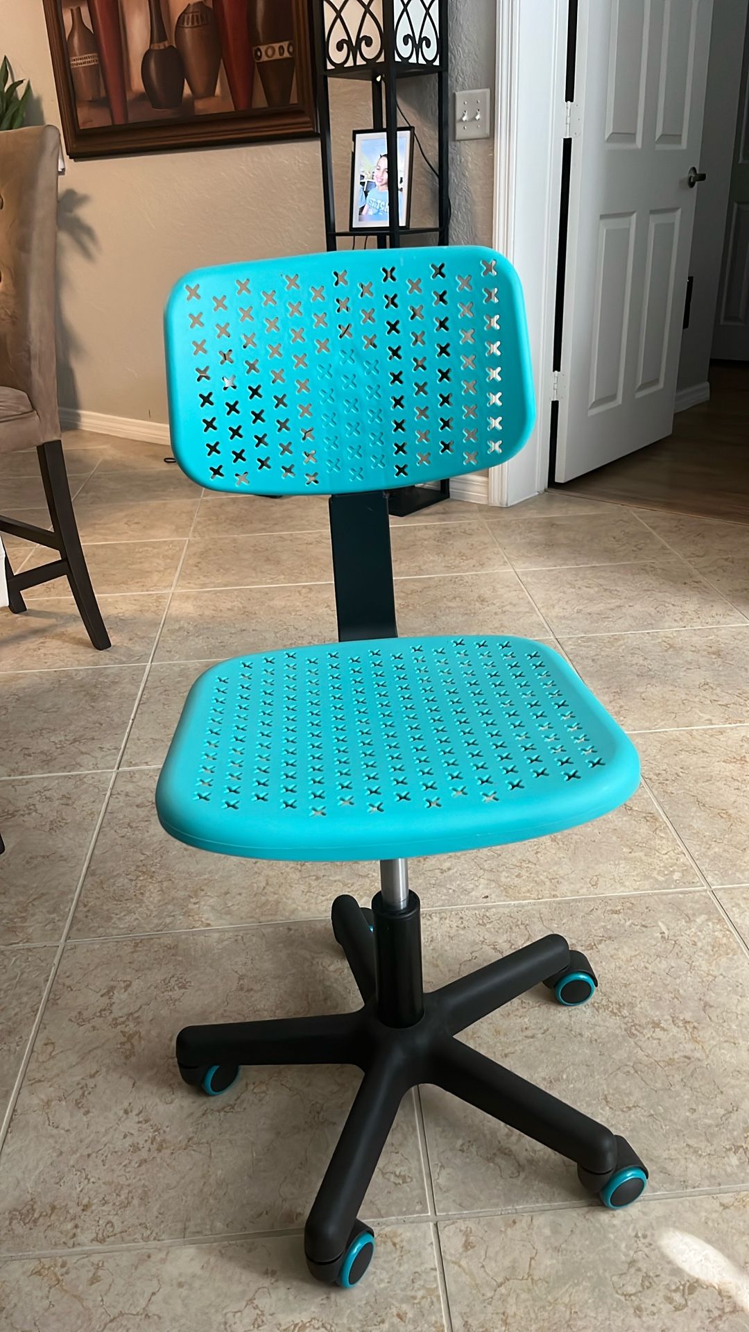 Blue Rolled Chair Kids