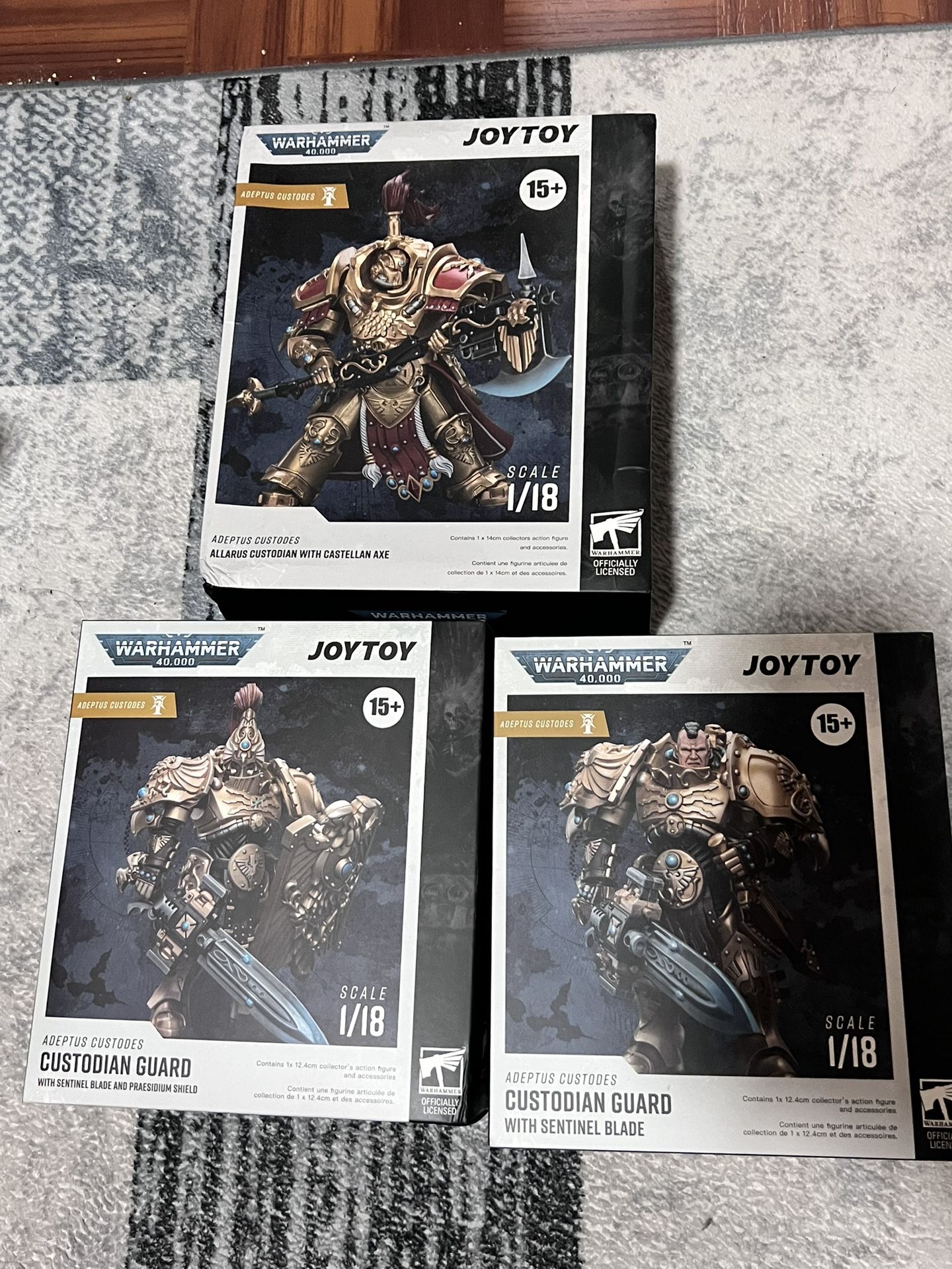 Joytoy WarHammer 40K Custodians