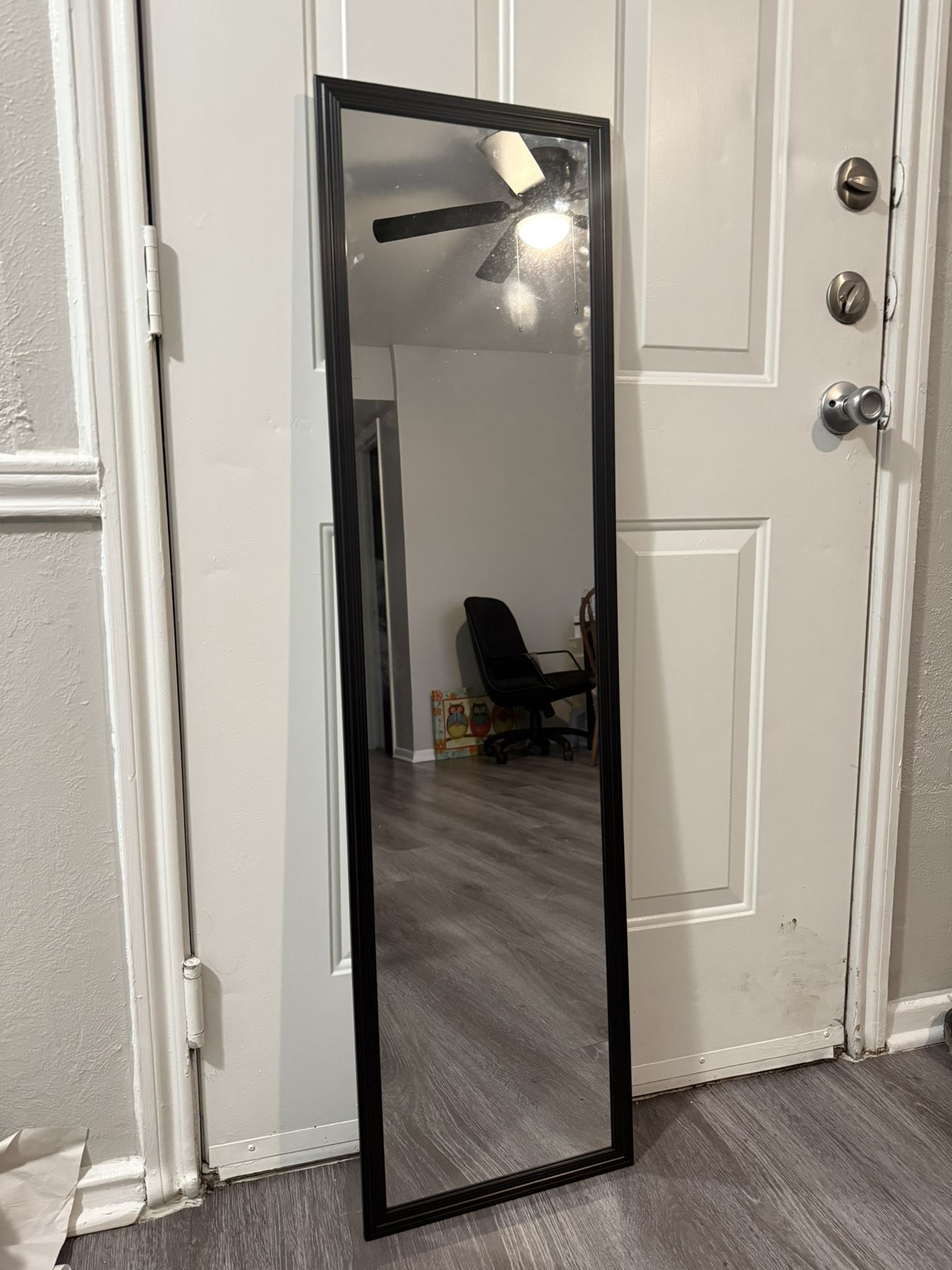 Stand Mirror 