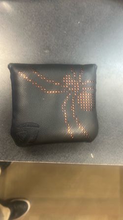 Tailor-made spider Center shafted Putter cover