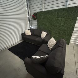 2/3 Seater Sectional Sofa/ Couch (We Deliver) 