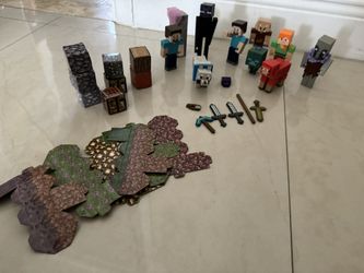 Minecraft Figurine Set - Building Cardboard Cubes