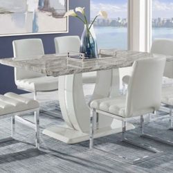 Crown Court Light Gray Dining Table With 4 Chairs 