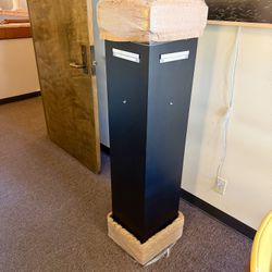 Free Pedestals 