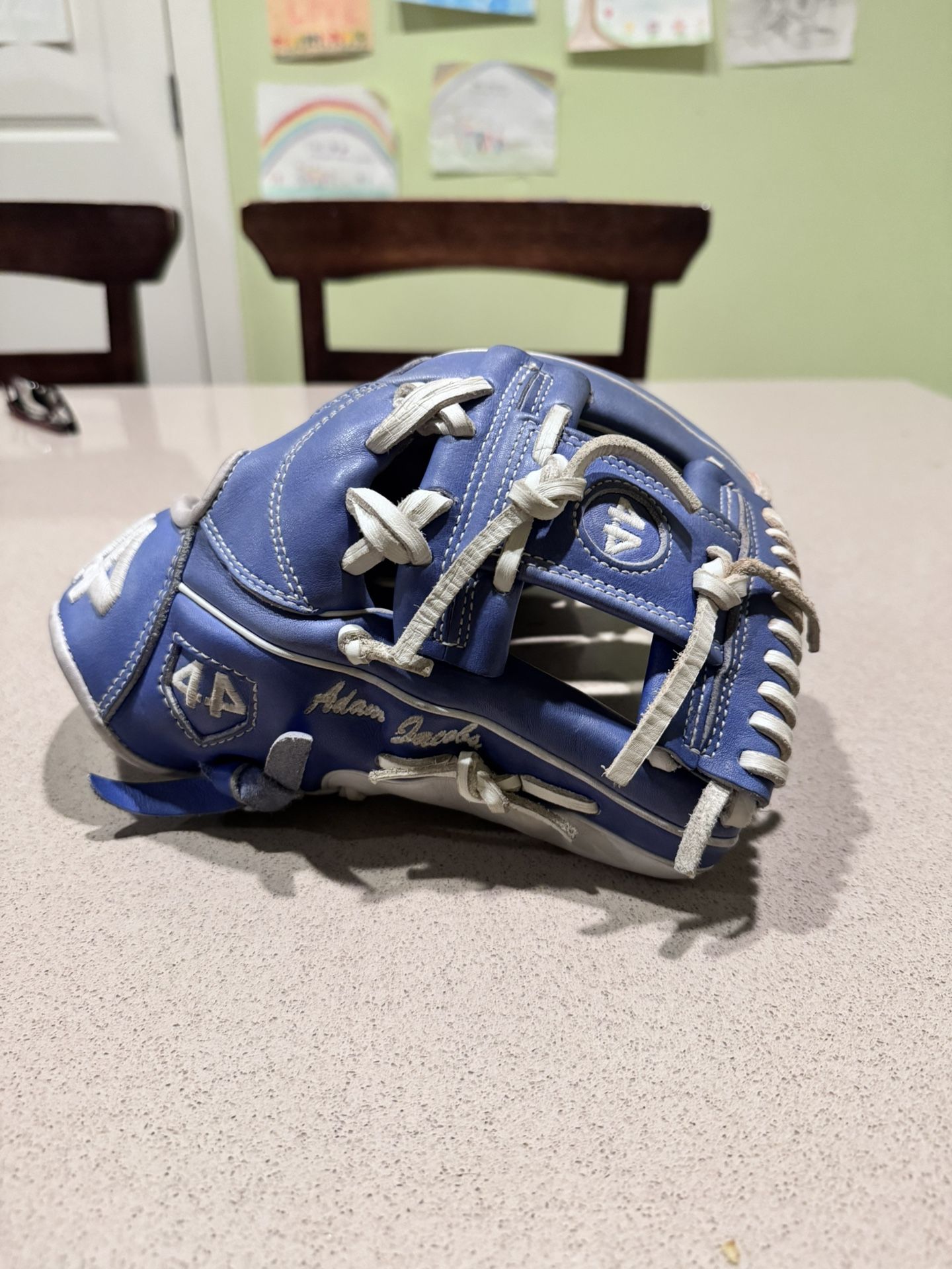 44 Pro Signature Series 11.75 Infield Glove
