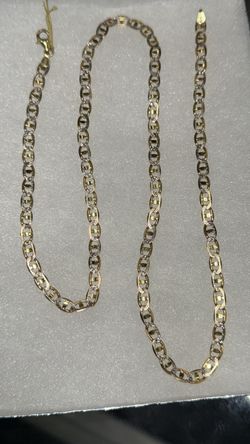 24.5” 14 karat gold chain with diamond cuts (1709) 19.2 g 12.4dwt