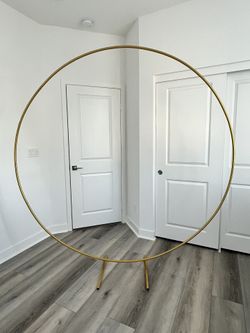6.5 Ft Gold Circle Arch New Open Box