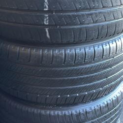 235/40/19 Michelin primacy 🔥