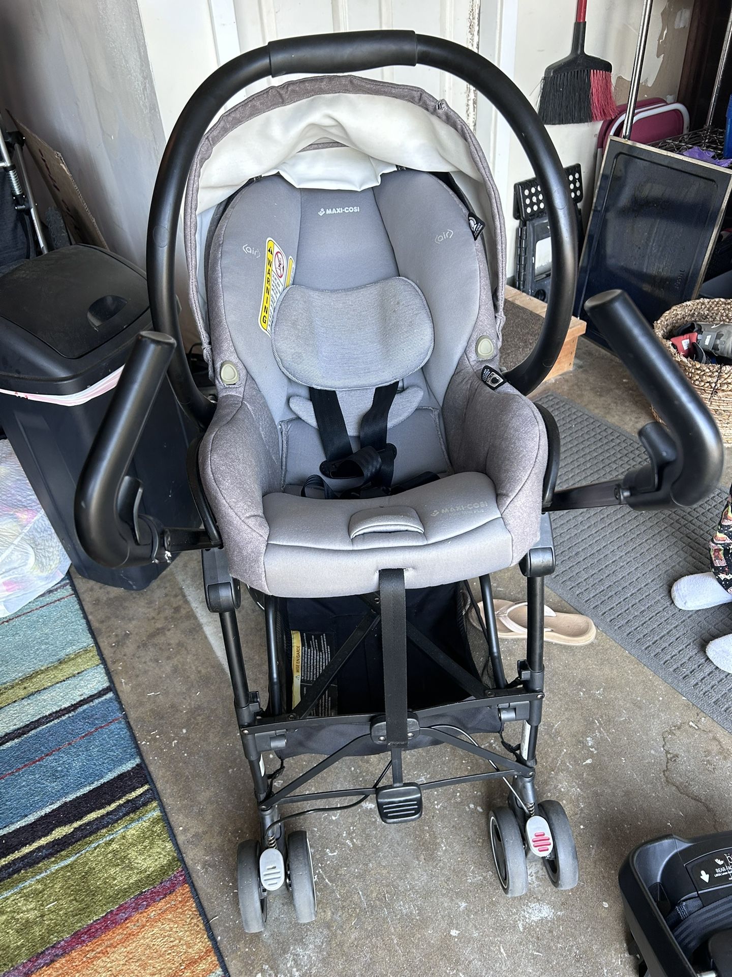 Maxi Cosi Car seat Set