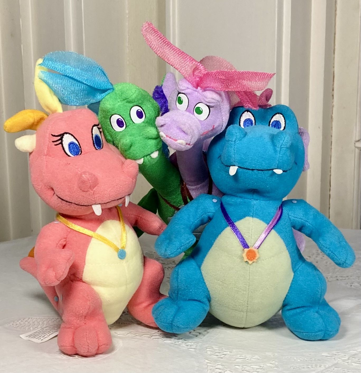 Dragon Tales Sesame Workshop Dragons Cassie, Ord And Zak