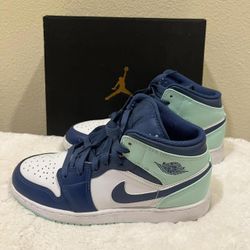 Air Jordan 1 Mid GS