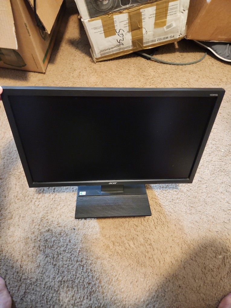 Acer 22" Full HD 1080 Computer Monitor V226HQL - Open Box Like New