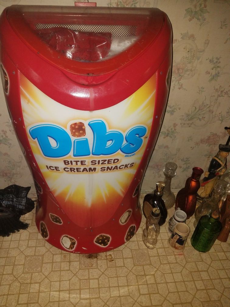 Dibs freezer, very old