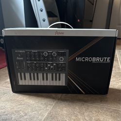 Microbrute Synthesizer By Arturia