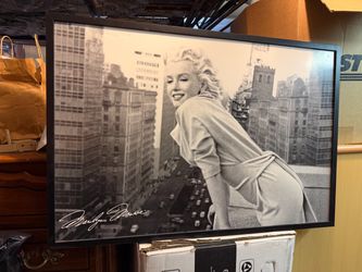 Marilyn Monroe New York skyline framed photo