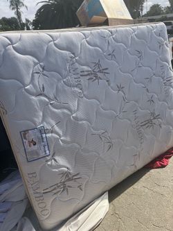 Use mattress and boxspring, queen
